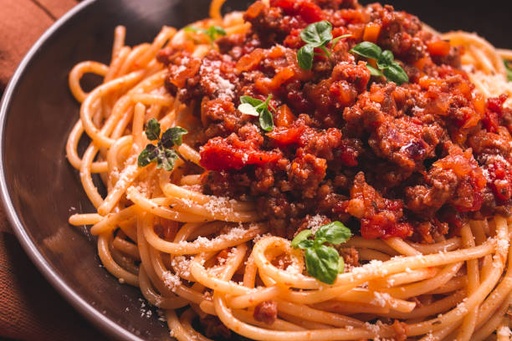Spagetti Bolognese (Spaghetti Bolognese)